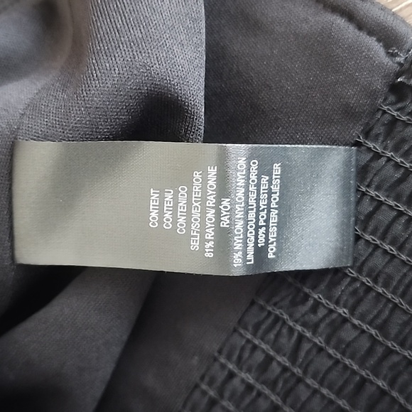 NEW! WAYF Where Are You From Cora Snap Button Front Cropped Tank Small - Picture 7 of 10